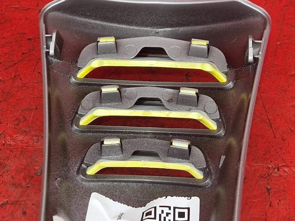 VESPA ELETTRICA FRONT PANEL / FAIRING 2021 - Image 2 of 4