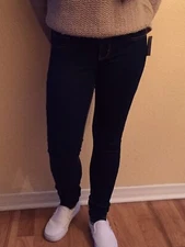 Junior SO Skinny Jeggings Size 1 No Distress Dark Wash NWT .Org. $36