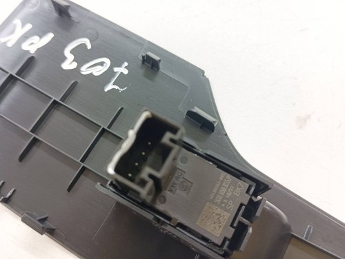 Seat Arona 2022 Window Control Switch Button Left front 5G0959855P AMD95197 - Picture 4 of 5
