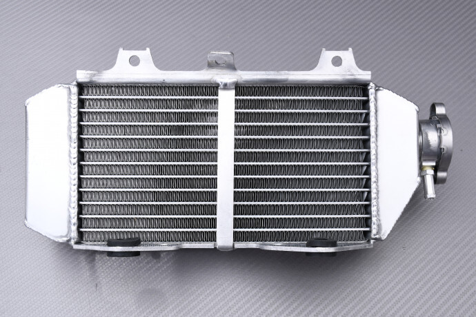 Radiateur d'eau droit racing ultra-renforcé AVDB pour Kawasaki KXF 250 2017-2018