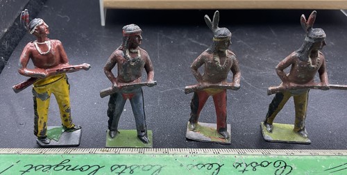 Vintage Lead Toy Cowboy And Indians And Horses Job Lot Of 19 Figures - Picture 10 of 13