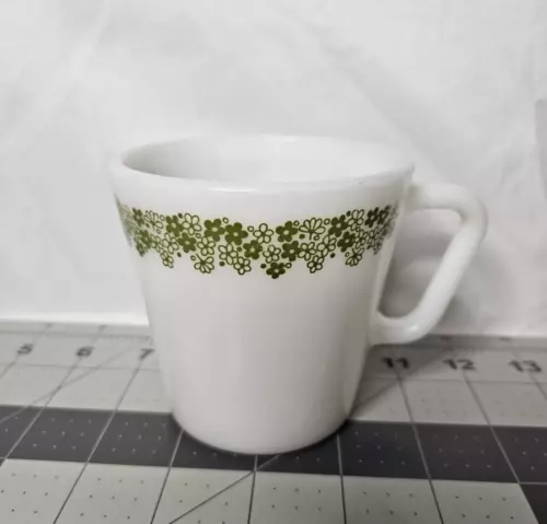 Vintage Pyrex Spring Blossom Green Crazy Daisy D-Handle Milk Glass Coffee Mug