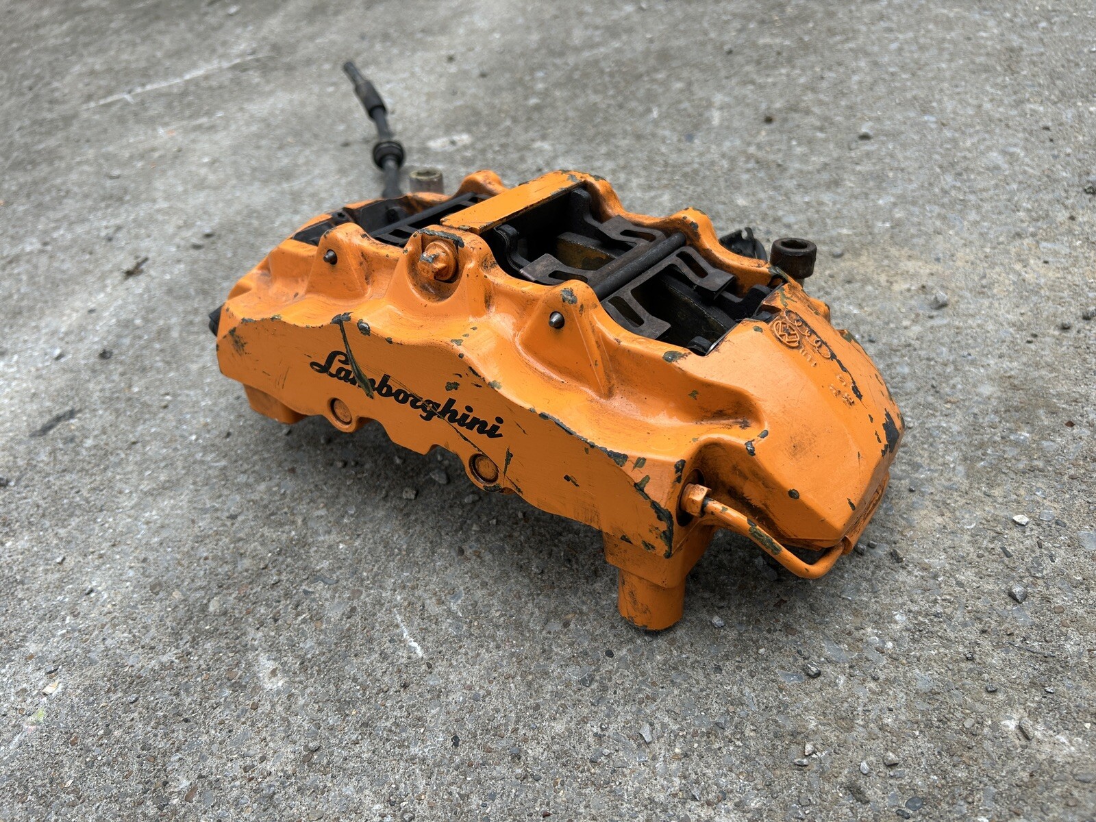 16-19 Lamborghini Hurricane Spyder Front Left Caliper