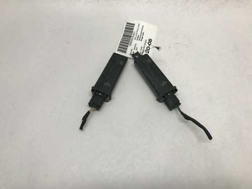 Maserati Quattroporte 2005-2012 Tpms sensors Pair Photo - $59