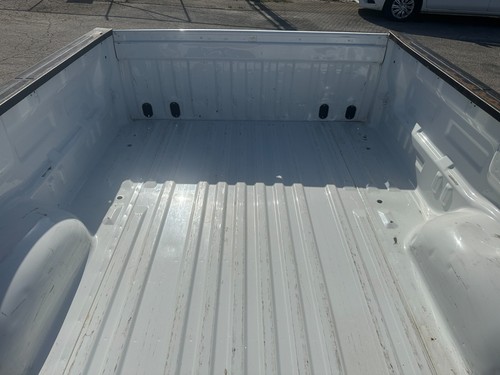 Toyota Tundra Pickup Bed Box 8 Foot w/Lamps, Gate, Liner White:040 2014-2021 OEM - Picture 11 of 20