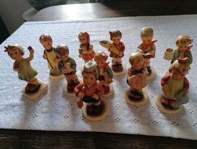 11 Hummel Figuren Sammlung Goebel Porzellan Konvolut