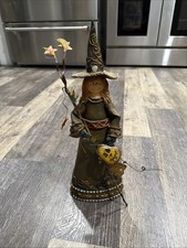 Vintage Halloween Witch with Pumpkin Design