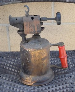 VINTAGE TURNER BRASS BLOW TORCH