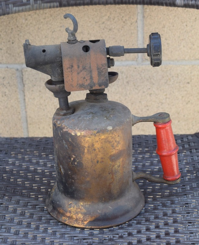 VINTAGE TURNER BRASS BLOW TORCH