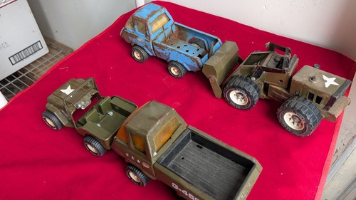 4 Vintage 1970s Tonka Army Jeep Truck Tractor Pressed Steel Body Well Loved  - Picture 3 of 8