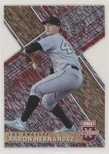 2019 Panini Elite Extra Edition Status Red Die-Cut 2/99 Aaron Hernandez #141 1k5