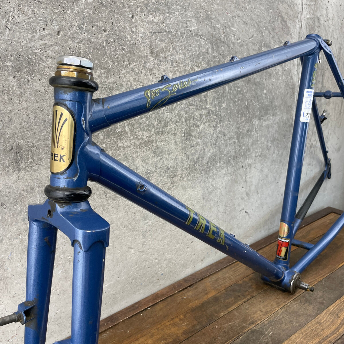 s-l1200.jpg s-l1200.jpg
