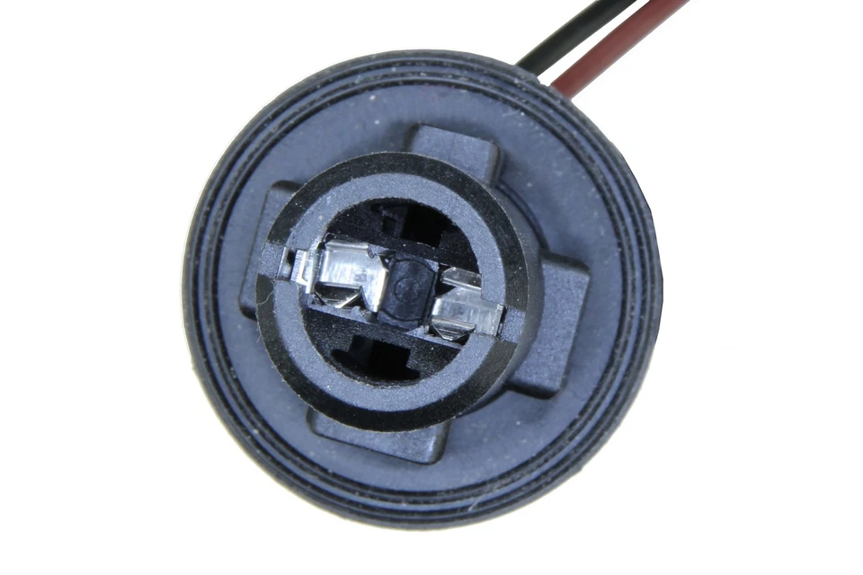 Headlight Wiring Harness URO For 2007-2014 Chevrolet Suburban 1500 - Image 4 of 4