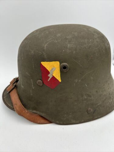 Authentic WW1 German Army M16 Stahlhelm Helmet w/ Leather Liner - Picture 6 of 14
