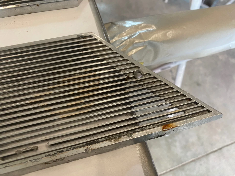 Ford Galaxie LTD 1965 1966 4 puertas HT interior luces de pilar trasero C Foto 2 de 4