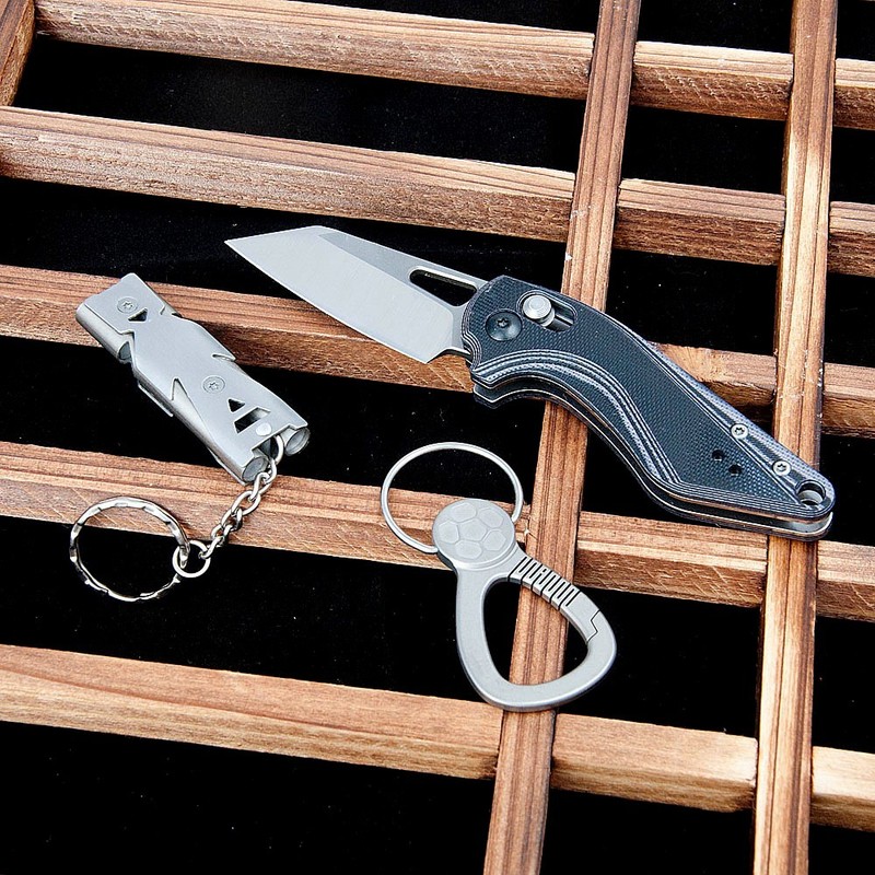 Football-style Keyring with Whistle and Pocket Knife, 3pcs Tool Set for Outdoor