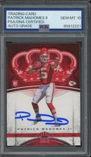 2017 Panini Crown Royale #84 Patrick Mahomes II RC Gem Mint PSA DNA 10 Auto