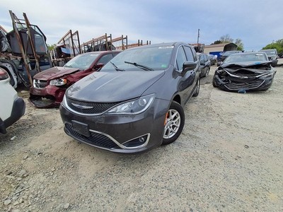 Used Washer Fluid Reservoir fits: 2020 Chrysler Pacifica  Grade A