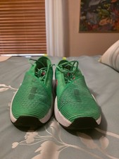 Ladies Zumba shoes 8 1/2 green barely worn