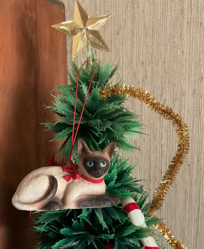 Vintage 1984 Schmid Cat Christmas Ornament Gordon Fraser Christmas in July