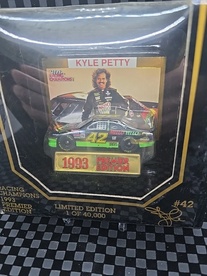 Tarjeta de autos fundidos Kyle Petty 1993 campeones de carreras Mello Yello Foto 2 de 4