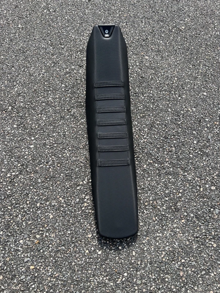 KTM SX 125 / 250 / 300 23-25 ASIENTO COMPLETO NUEVO SX125 SXF350 SXF450 SX250 SX SX-F Foto 2 de 4