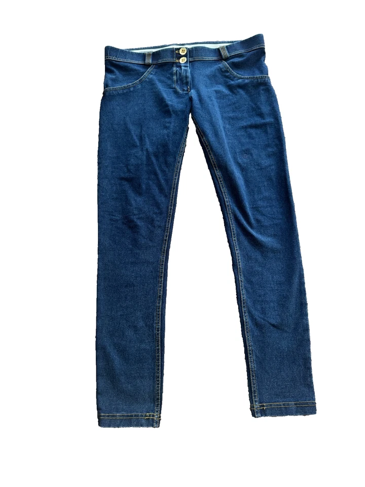 Jeans Freddy cintura media baja 7/8 largo WR.UP - azul oscuro + puntada amarilla Foto 2 de 4