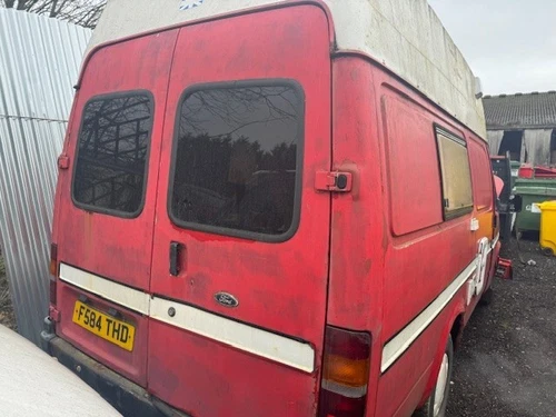 FORD TRANSIT 2.0 PINTO CAMPER FOR SPARES - Picture 1 of 3