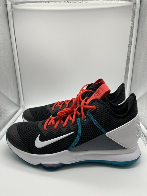 Size 12.5 - Nike LeBron Witness 4 Black 