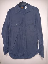 Vintage Woolrich Navy Button Up Shirt Men's Size M USA MADE *READ