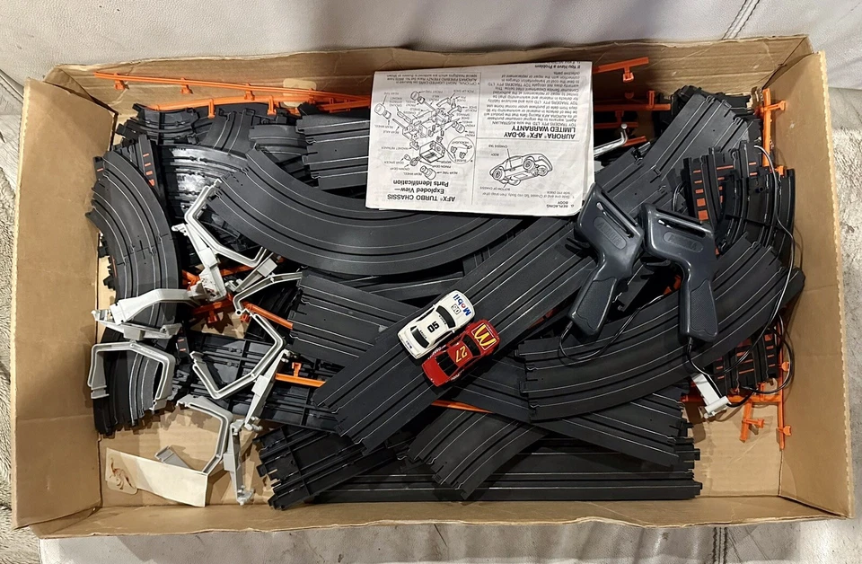 AFX Peter Brock’s Bathurst Slot Car Set (Incomplete) - image 3 of 4