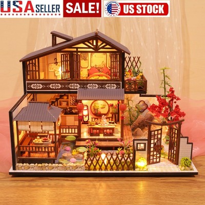 mini wooden dollhouse