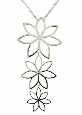 Elements silver triple flower necklace