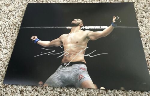 Dominick Reyes signiert 8x10 Foto UFC - Bild 1 von 2