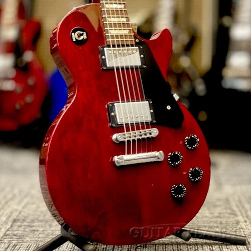 Gibson Les Paul Studio -Wine Red- 2006 Used Electric Guitar