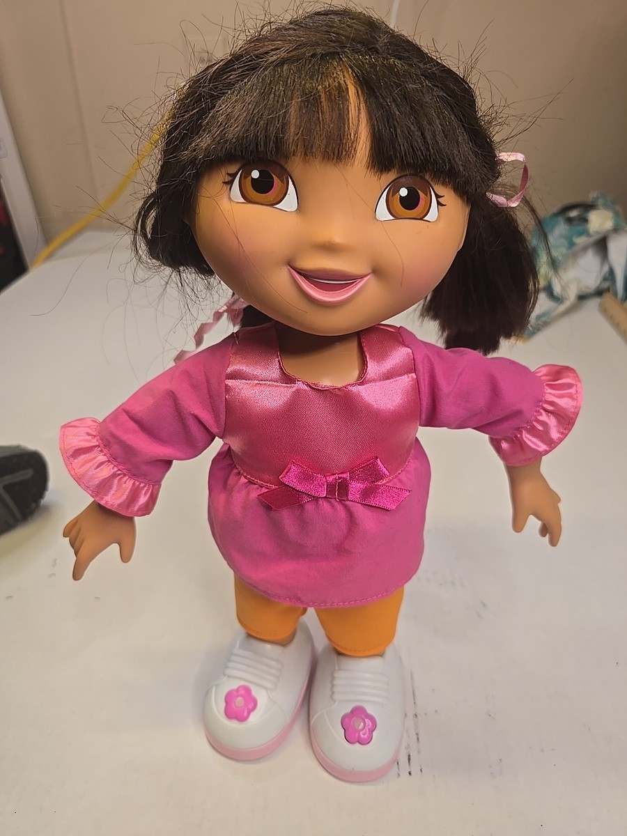 Dora The Explorer 2009 Singing We Did It Dancing Toy 14” Doll
