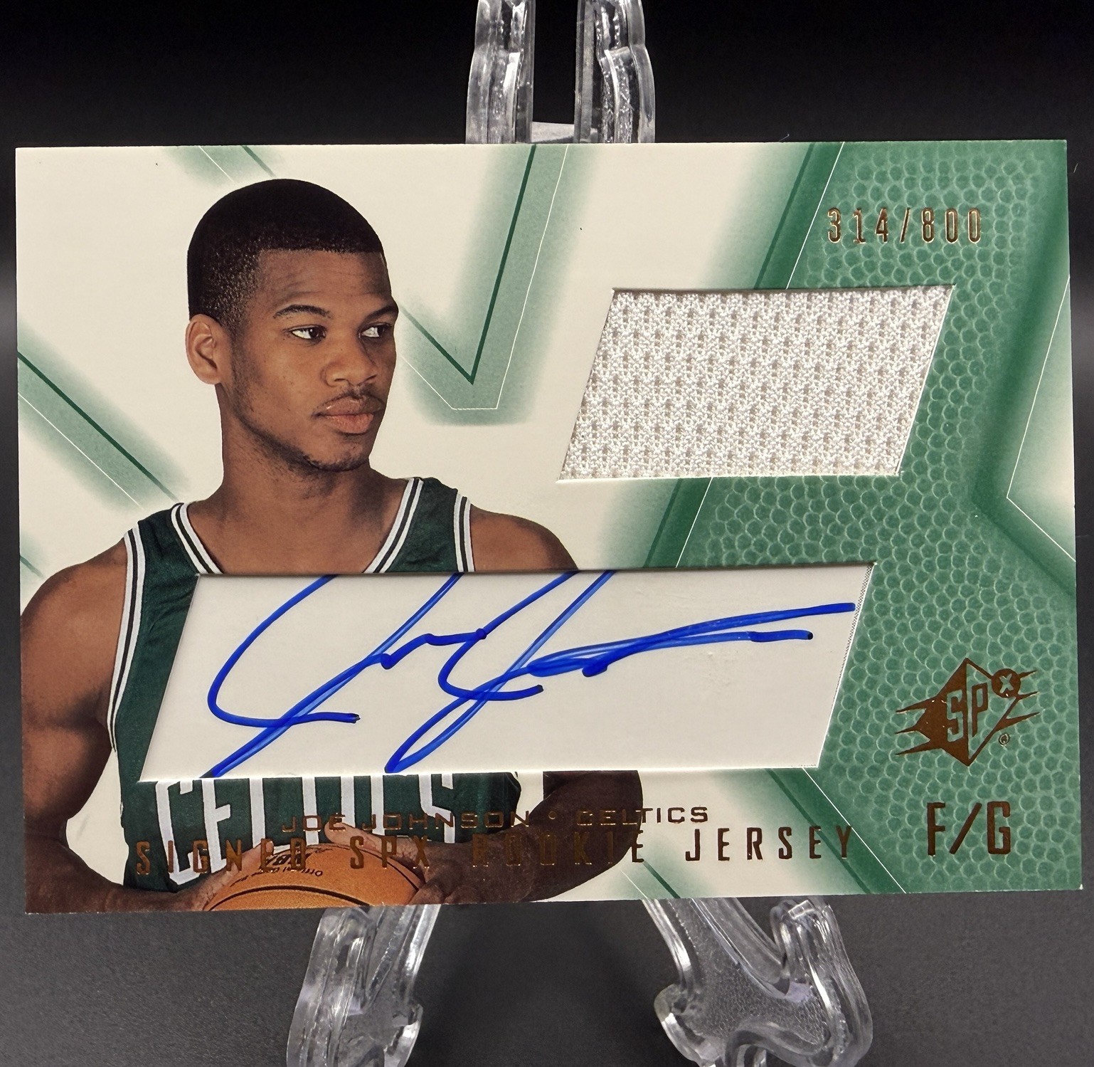 2001 SPx Signed Jersey Joe Johnson Rookie Patch AUTO RPA Green /800 COLOR MATCH