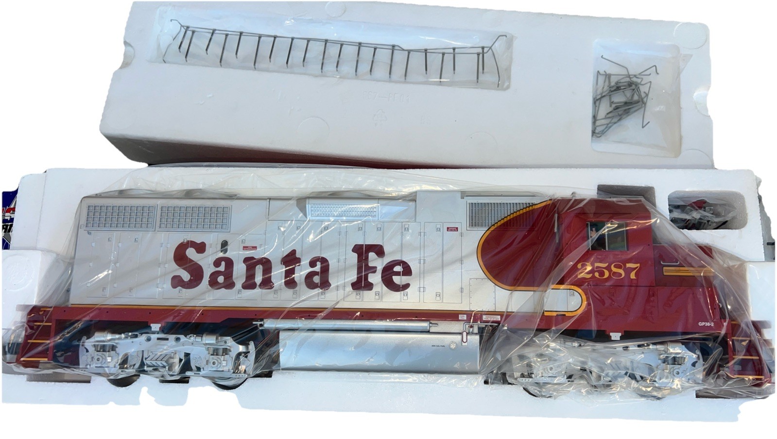 14191834114445902790alleusa Trains Usar22230 Gp38 2 Bnsf Ebayhtml
