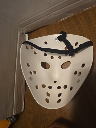 Jason Mask Friday The 13th Custom Voorhees Hockey Replica - Picture 10 of 10