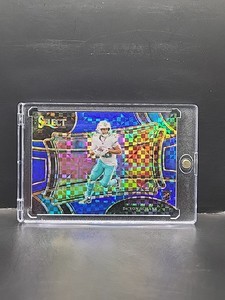 2023 Panini Select - DeVon Achane RC Rookie Field Level #359  Blue Prizm SP #/49
