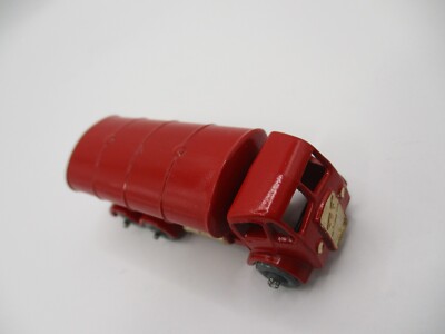 RESTORED LESNEY MATCHBOX #11B V-1 ESSO TANKER TRUCK W/GOLD TRIM