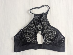 Victoria Secret Bralette Lot Pink Black Ice Angel Strappy Size Medium 