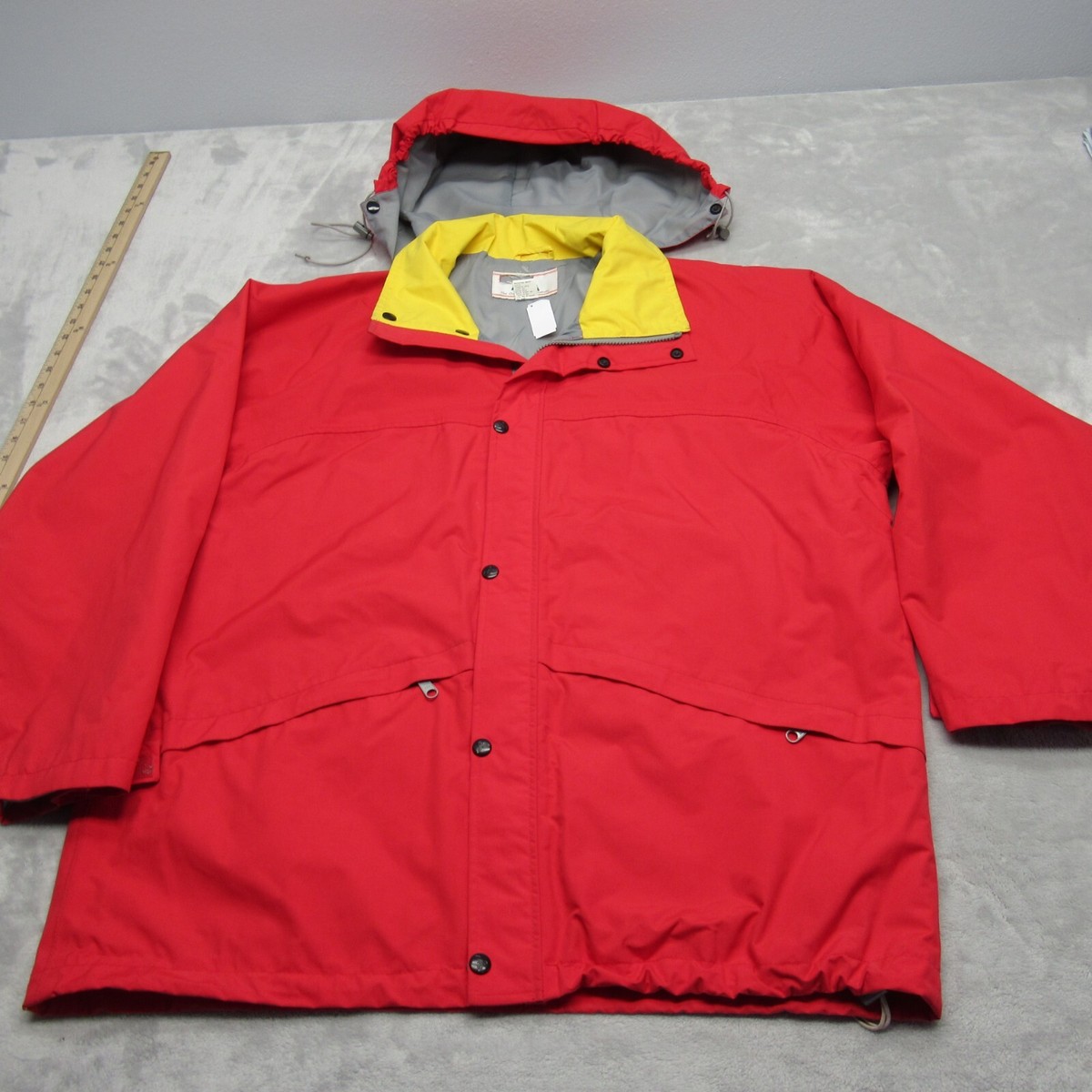 Vintage EMS Eastern Mountain Sports Jacket Mens XL Red Hood Zip