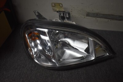 FREIGHTLINER HEADLIGHT RIGHT SIDE FACTORY OEM