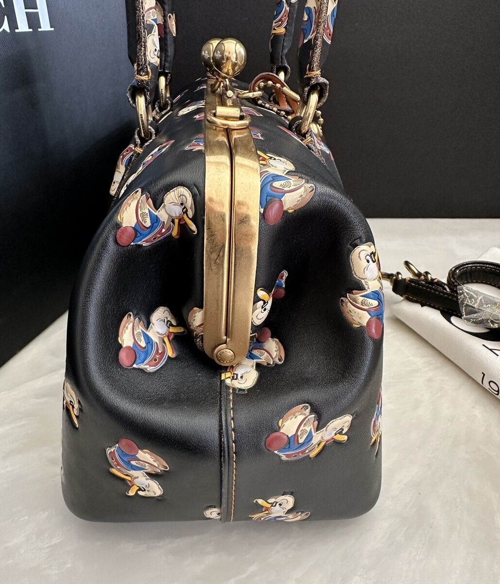 COACH 1941 MR DOODLE DUCK PRINT KISSLOCK SATCHEL BAG 98 OF COACH 1941 MR DOODLE DUCK PRINT KISSLOCK SATCHEL BAG 98 OF