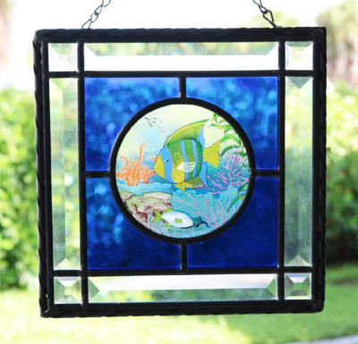 Phenomenal STAINED Art Glass SUN CATCHER Tropical FISH Aquarium Scene BEVELED