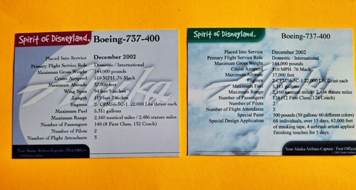 Cubierta de revista Alaska Airlines Disneyland 737 + 2 tarjetas comerciales Alaska Disney 737 - Imagen 4 de 4