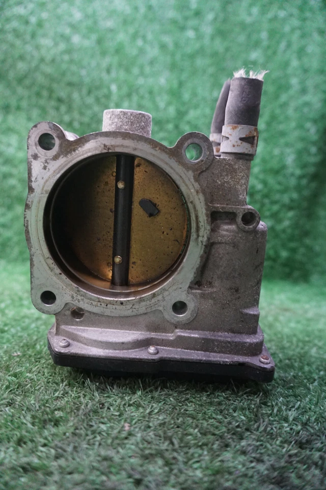 Toyota Venza 2009 3,5 L carrocería del acelerador OEM 220300P050 Foto 3 de 4