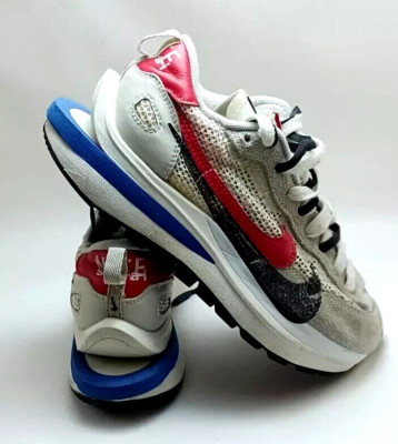 nike mens x sacai vaporwaffle royal fuchsia stores