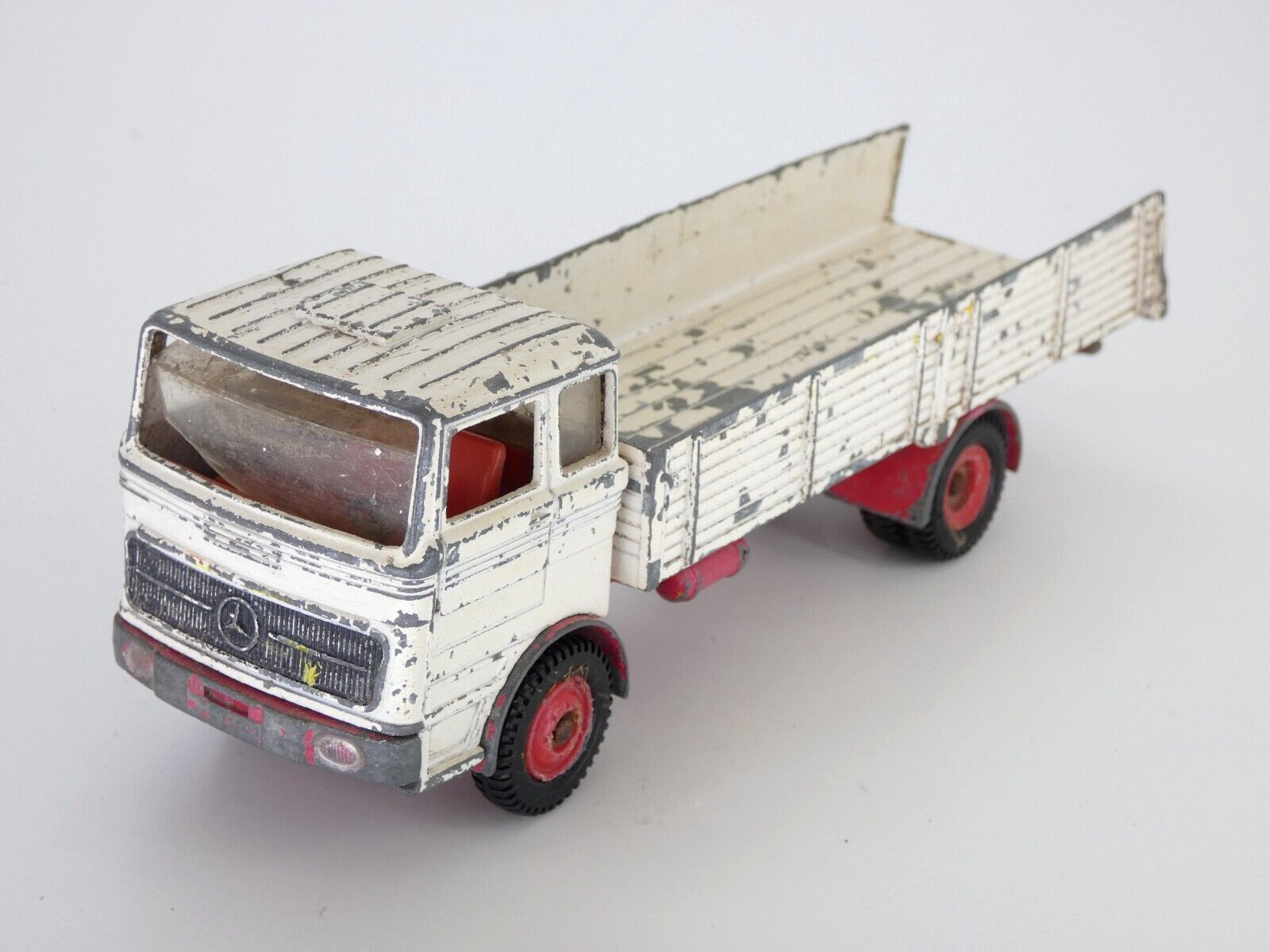 Dinky 917, Mercedes Benz Truck and Trailer - Free Price Guide & Review